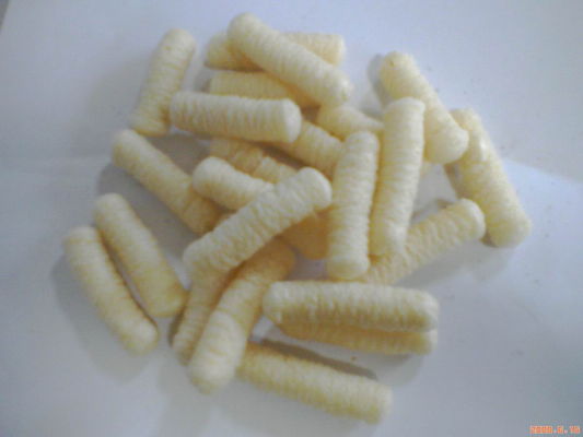 シャキッとしたトウモロコシのパフの軽食機械双生児ねじ大豆の米の押出機のステンレス鋼材料