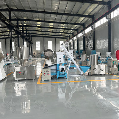 証明されるセリウムが付いている5300 x 1100 x 2300mmのドッグ フードのロースター/ペット フードの押出機機械