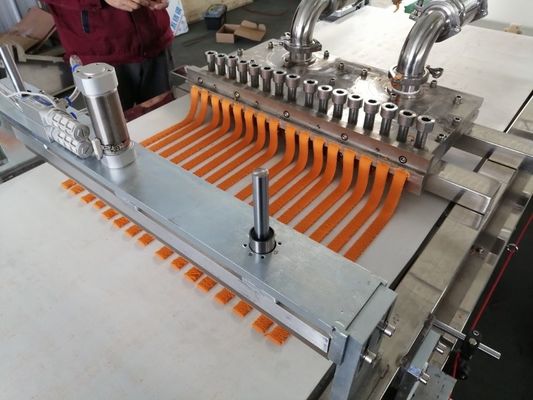 冷たい放出のタイプ ビーフの棒の突き出る機械