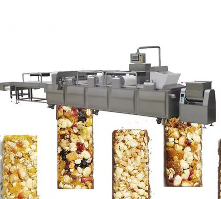 機械、機械を作るビスケットを作る小さい膨らまされたキャンデーの米のパフ