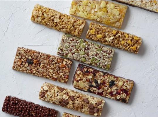 連続で自動的な セサム・シリアル・バー製作機